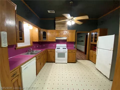 517 Jefferson Ave, Midland, AR 72945 photo 25
