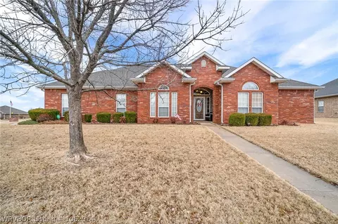 2011 Aspen Ave, Sallisaw, OK 74955