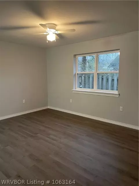 205 Brown St, Paris, AR 72855 photo 10