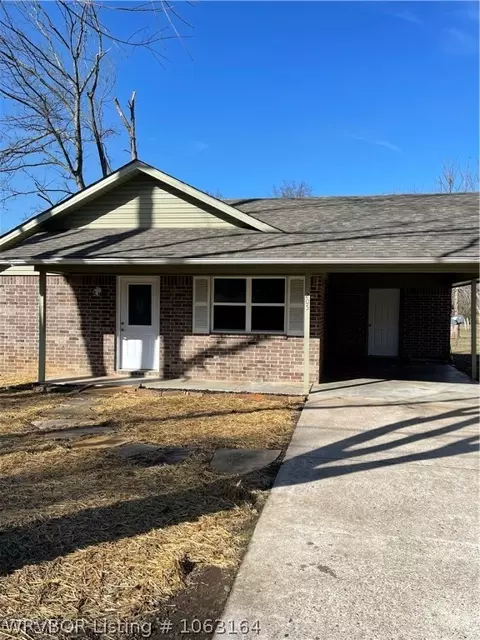 205 Brown St, Paris, AR 72855 photo 1