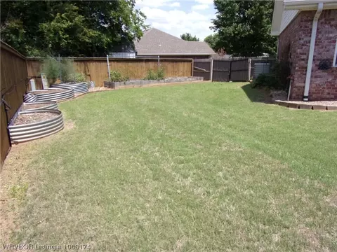 2711 Whitney Dr, Ozark, AR 72949 photo 6