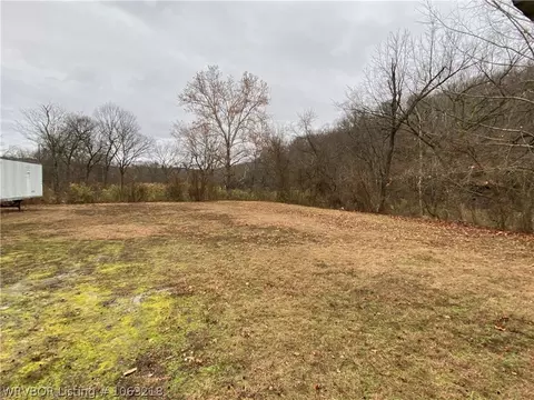 622 E Front Ave, Chester, AR 72934 photo 32