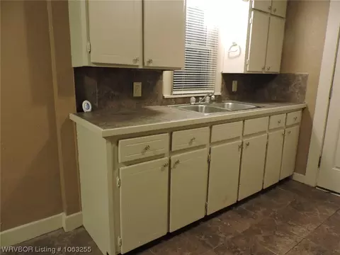 4400 Jenny Lind Rd, Fort Smith, AR 72901 photo 6