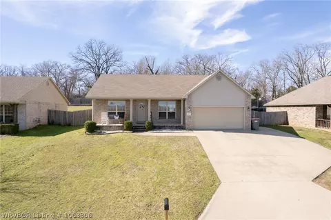 237 Harmony Dr, Greenwood, AR 72936 photo 2
