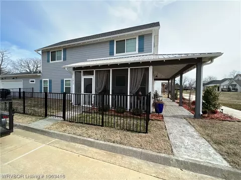 1910 Ebbing Loop, Barling, AR 72923 photo 3
