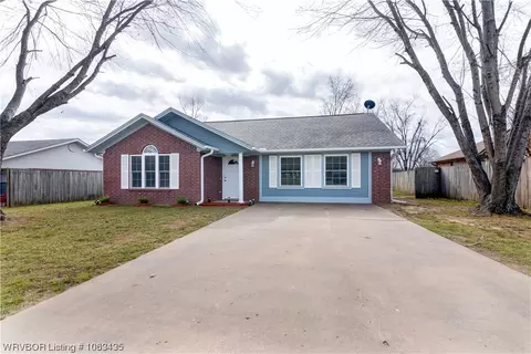 131 Commanche Loop, Roland, OK 74954 photo 1