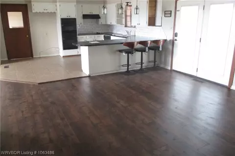 2198 5th, Paris, AR 72855 photo 5