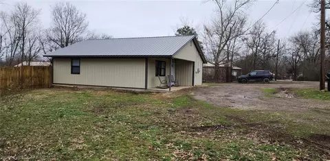 294 7th St, Waldron, AR 72958