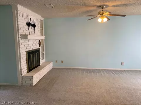 5805 S Enid Cir, Fort Smith, AR 72903 photo 4