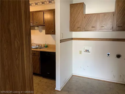 5805 S Enid Cir, Fort Smith, AR 72903 photo 14