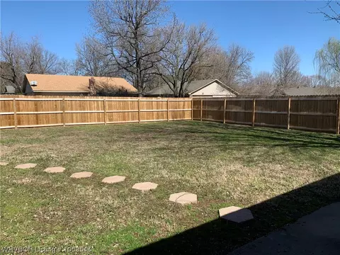 5805 S Enid Cir, Fort Smith, AR 72903 photo 29