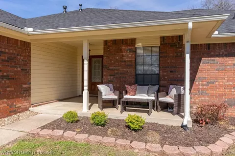 6801 S V St, Fort Smith, AR 72903 photo 3