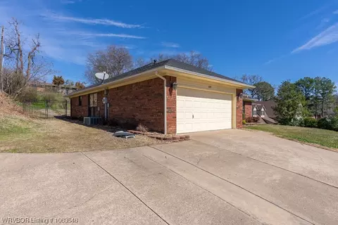 6801 S V St, Fort Smith, AR 72903 photo 37