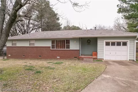 1701 Utica St, Fort Smith, AR 72901 photo 3