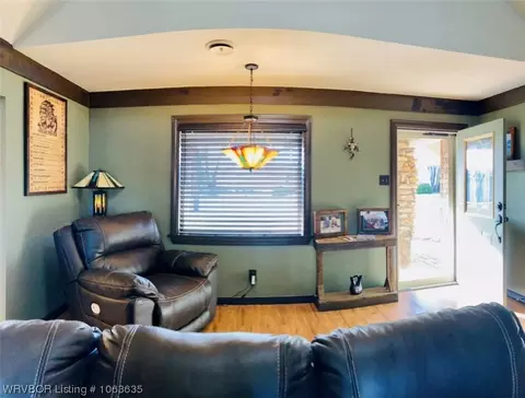 406 7th St, Barling, AR 72923 photo 5