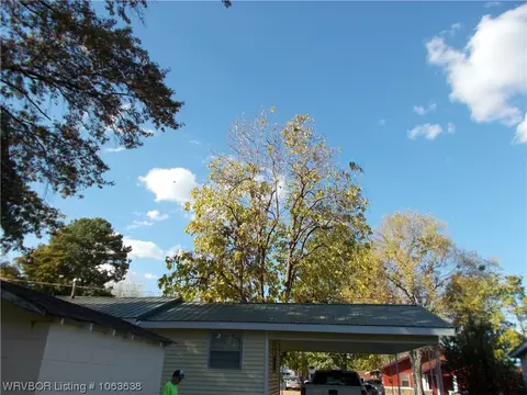 307 E High St, Mansfield, AR 72944 photo 4