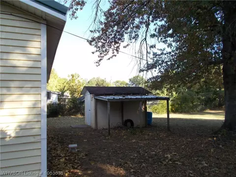 307 E High St, Mansfield, AR 72944 photo 3
