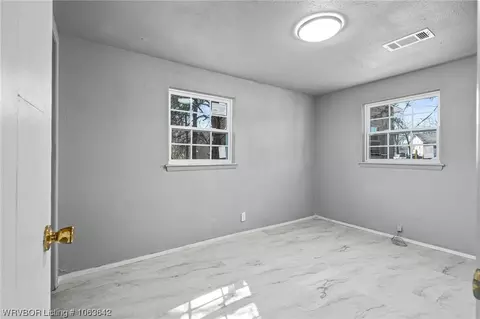 205 Howard St, Pocola, OK 74902 photo 11