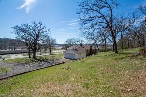 2405 S Dallas St, Fort Smith, AR 72901 photo 23