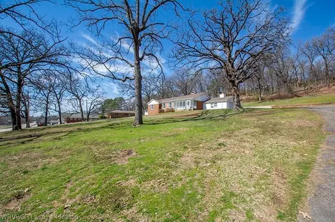 2405 S Dallas St, Fort Smith, AR 72901 photo 3