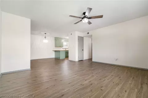 6 E Columbus St, Lavaca, AR 72941 photo 3