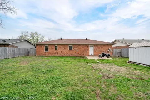 6 E Columbus St, Lavaca, AR 72941 photo 26