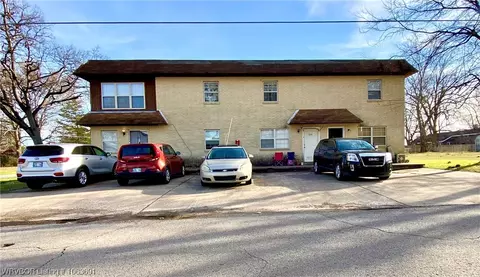 218 NE 2nd St, Spiro, OK 74959