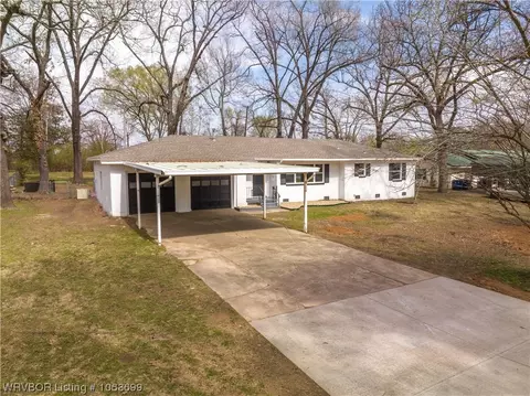 5517 Cross Ln, Fort Smith, AR 72904 photo 3