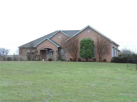 3315 Larkspur Ln, Fort Smith, AR 72916 photo 1