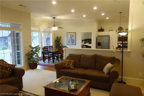 3315 Larkspur Ln, Fort Smith, AR 72916 photo 7