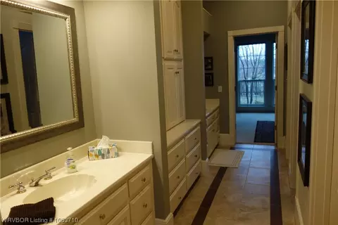 3315 Larkspur Ln, Fort Smith, AR 72916 photo 9