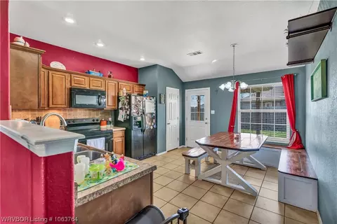 205 Colony Ct, Barling, AR 72923 photo 8