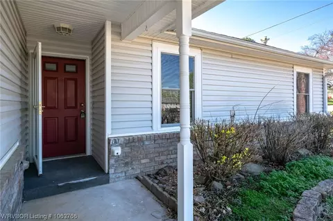 809 N St, Barling, AR 72923 photo 3