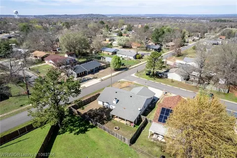 809 N St, Barling, AR 72923 photo 34