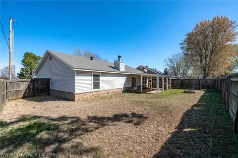 809 N St, Barling, AR 72923 photo 27