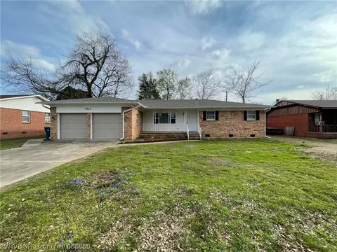 1412 Gary St, Fort Smith, AR 72901 photo 1