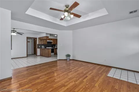 909 Elderbranch Rd, Hackett, AR 72937 photo 7