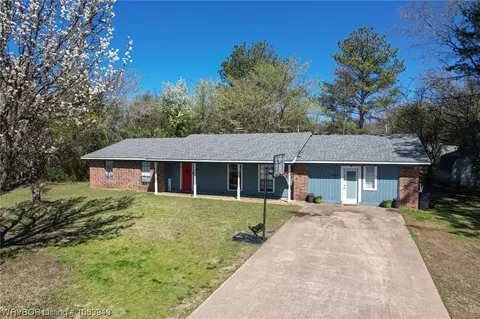 124 Maple Shade Rd, Alma, AR 72921
