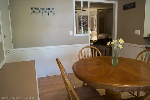 104 W Spring St, Ozark, AR 72949 photo 7