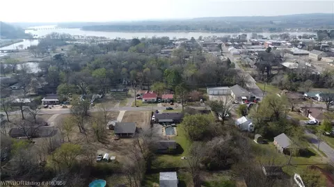 104 W Spring St, Ozark, AR 72949 photo 47