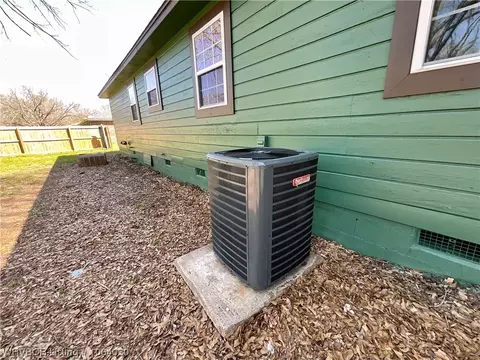 811 N 2nd St, Ozark, AR 72949 photo 36