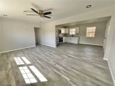 811 N 2nd St, Ozark, AR 72949 photo 8