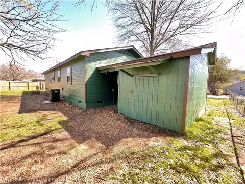 811 N 2nd St, Ozark, AR 72949 photo 34