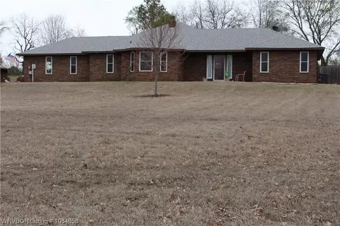 900 Riverview Dr, Alma, AR 72921 photo 1