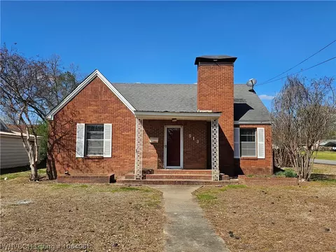 513 Chism St, Paris, AR 72855
