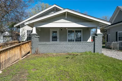 2220 28th St, Fort Smith, AR 72904