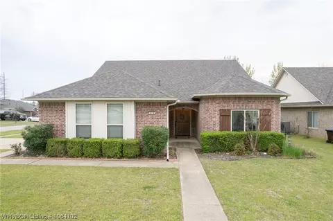 6318 Ironwood Ln, Fort Smith, AR 72916