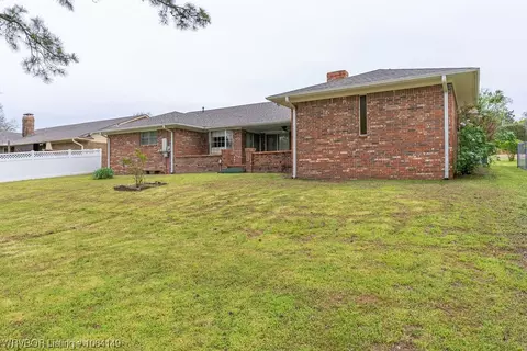 7615 Dover Pl, Fort Smith, AR 72903 photo 4