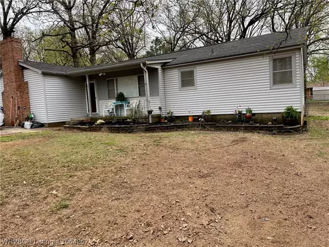 2418 Ionia St, Fort Smith, AR 72901