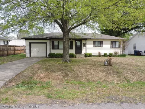 4205 S 17th St, Fort Smith, AR 72901 photo 1